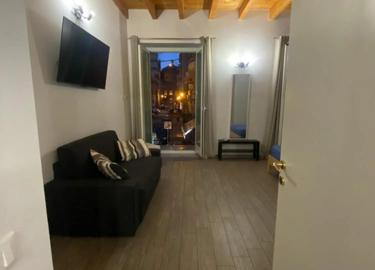 Apartmán White House Theater Massimo Palermo 0*,